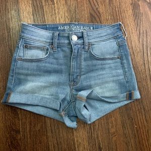 Light wash American Eagle Jean Shorts